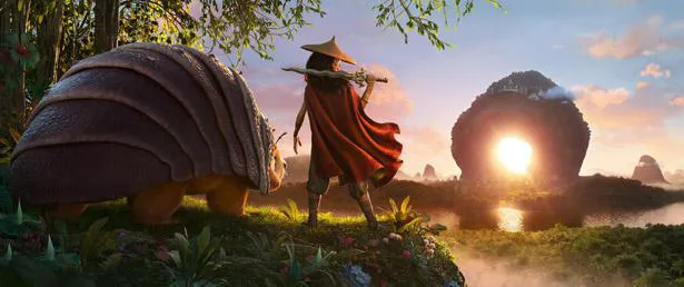 ディズニー最新作「ラーヤと龍の王国」の舞台となる“龍の王国”クマンドラについて、プロダクションデザイナーが解説