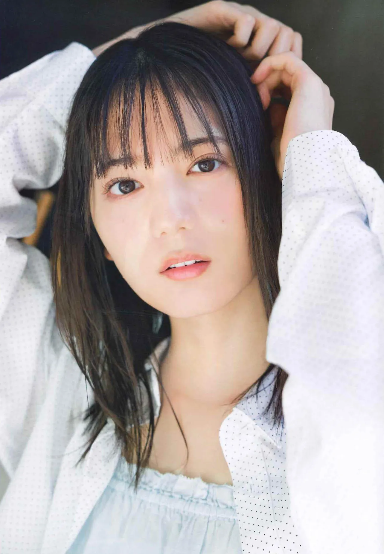 日向坂46小坂菜緒、高校卒業直前“ラスト”制服グラビア！「気合が入りました(笑)」 | WEBザテレビジョン