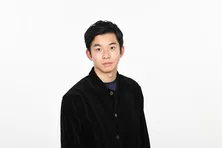 仲野太賀、菅田将暉は「全速力で芸能界を駆け抜けているたくましい仲間」『コントが始まる』共演者を語る