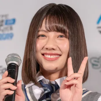 日向坂46渡邉美穂のおでこ出しSHOTに反響、加藤史帆は絶叫