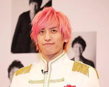 EXIT兼近大樹、“人生最後かも”制服姿を公開しファン歓喜「第二ボタンください」「まだまだ現役」