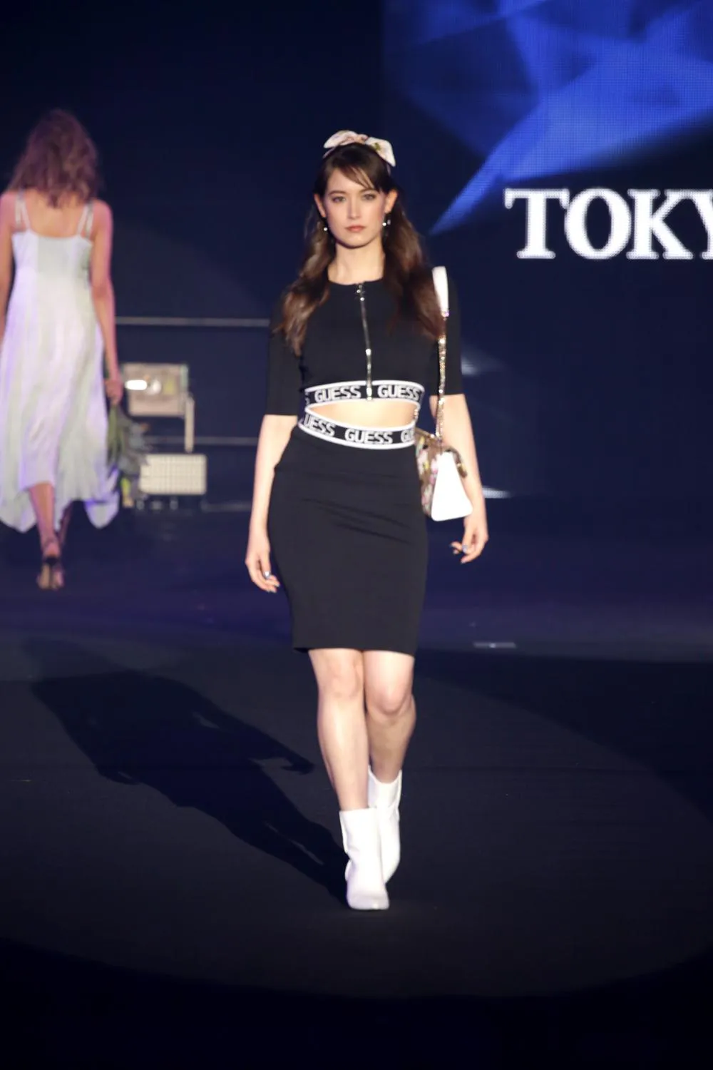 「1stFASHION SHOW “TGC サステナ STAGE”　GUESS」トラウデン直美