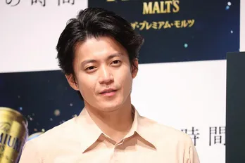 小栗旬、高級ビールと楽しむ “最高の時間”を告白「自分のリラックス方法になってます」
