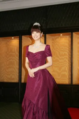 「20代のうちに婚約指輪欲しい!」上戸彩が結婚相手の条件を発表