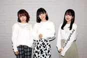 ロングTシャツチーム(高瀬くるみ、山﨑夢羽、里吉うたの)