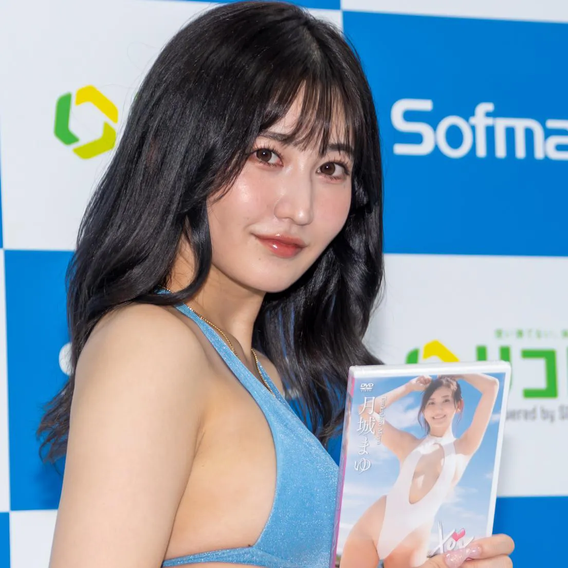 月城まゆDVD「xoxo」(ラインコミュニケーションズ)取材会より