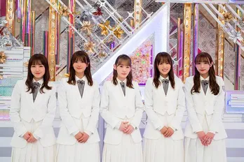 櫻坂46・小池美波、番組収録の合間は「アクリル板越しにハートを書いたりしてます(笑)」