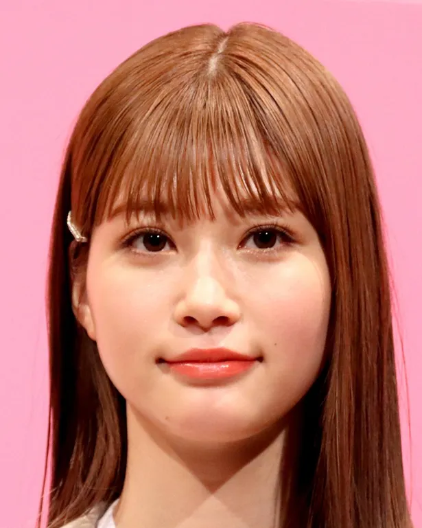 画像 飯豊まりえ めるる19歳 に目を細める そんなにたったんだぁ 2 6 Webザテレビジョン