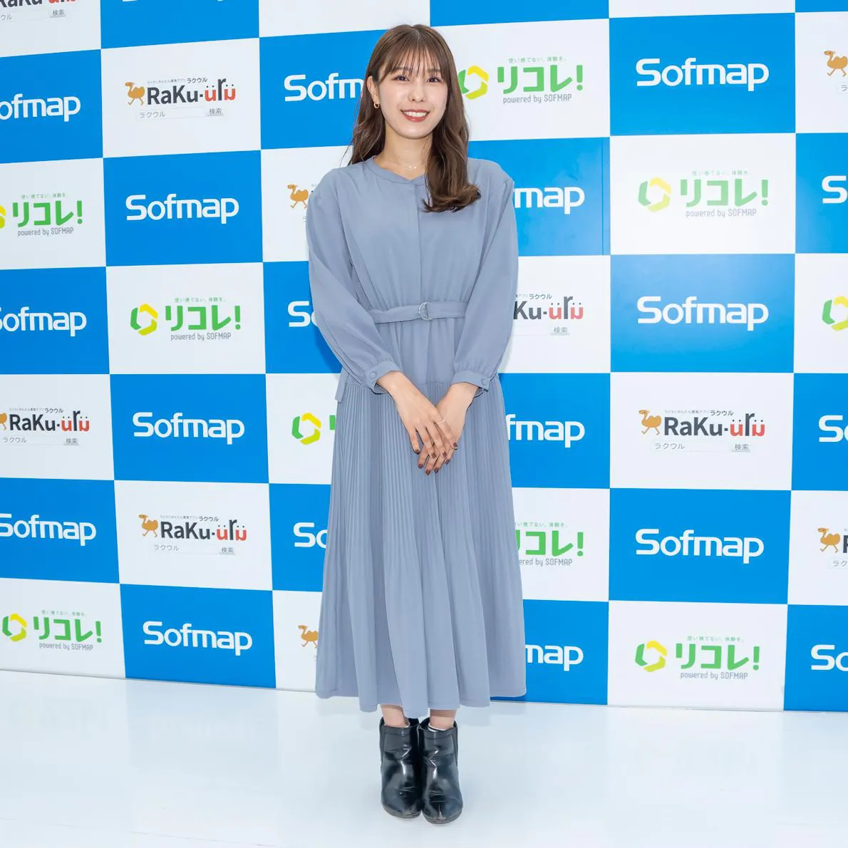 小嶋菜月2nd写真集「またね」(トランスワールドジャパン)取材会より