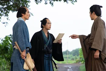 ＜青天を衝け＞吉沢亮“栄一”、開国した日本の未来を案ずる…草なぎ剛“慶喜”の江戸にも大きな試練が！