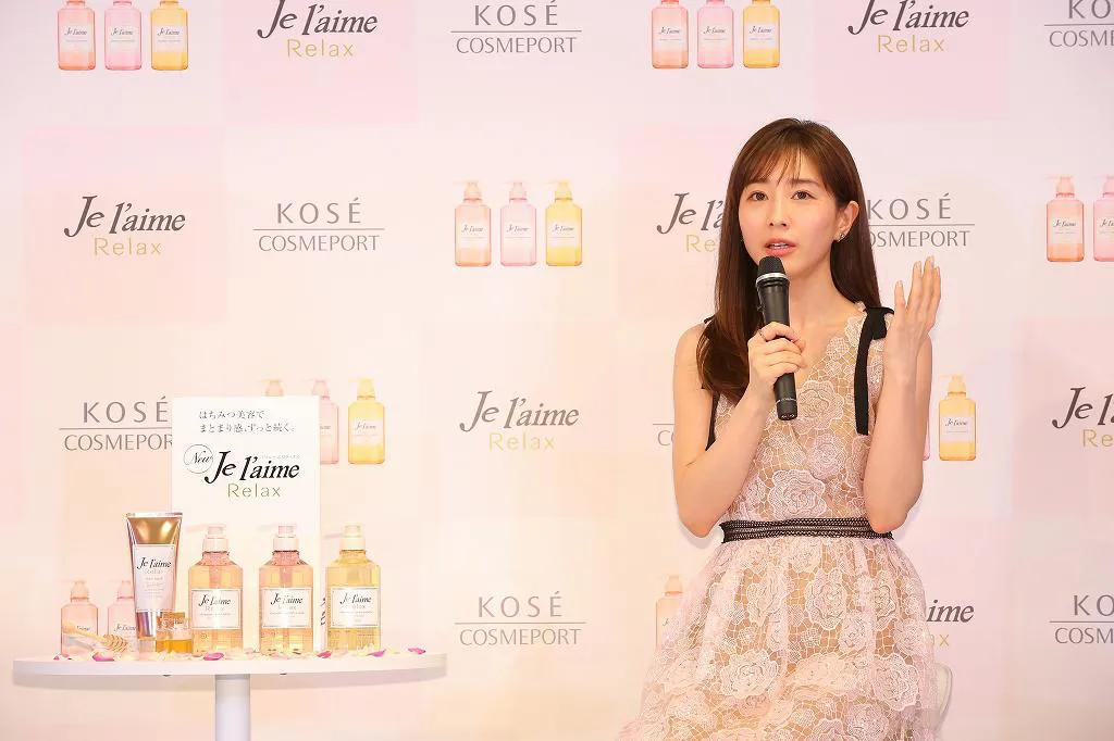 「Je l’aime Relax」新CM発表会より