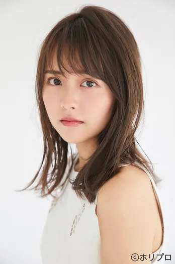 “ミス青学”準GP・新田さちか、彼女感すごい…!ホワイトコーデの“アフタヌーンティー”SHOTに反響