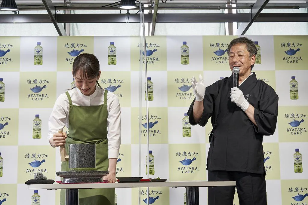 日本コカ・コーラ「綾鷹カフェ 抹茶ラテ」発売記念PRイベントより