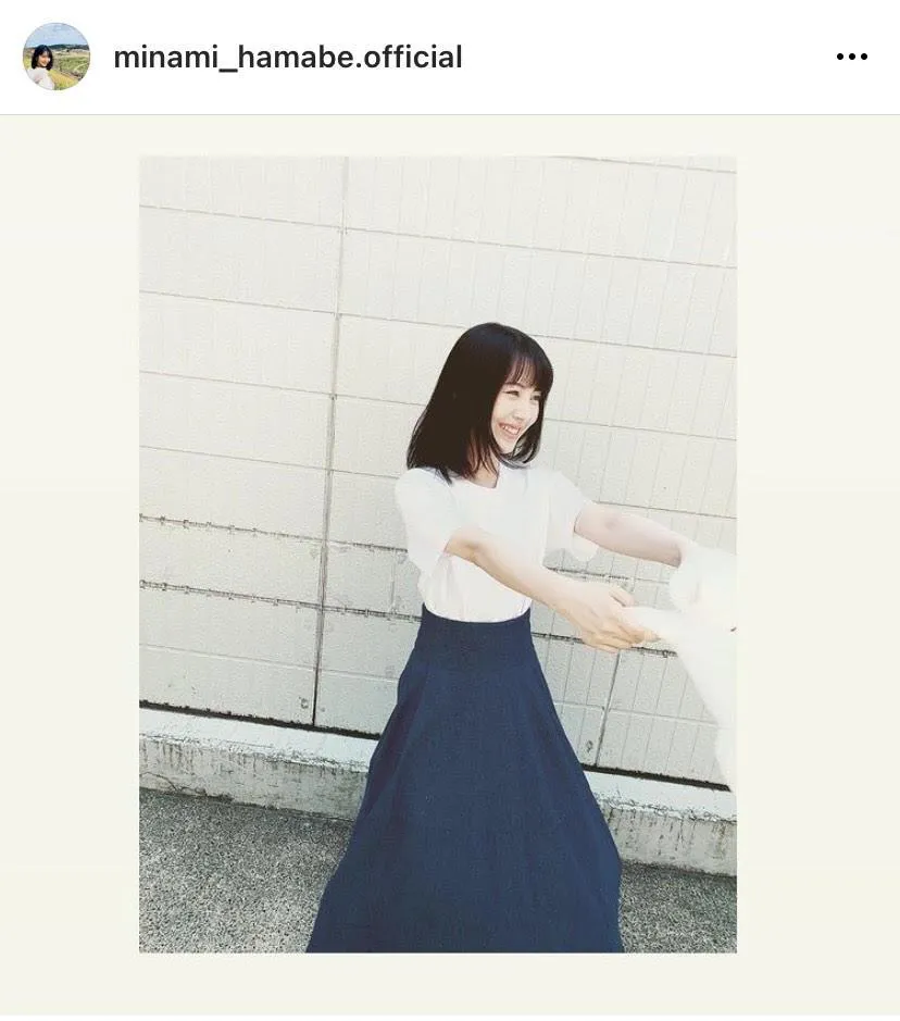 ※浜辺美波公式Instagram(minami_hamabe.official)より