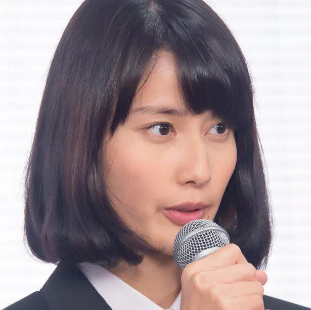 橋本愛 斬新 ボンバーヘア Shot公開 マリモみたい 誰やねん 笑 かわいい 芸能ニュースならザテレビジョン