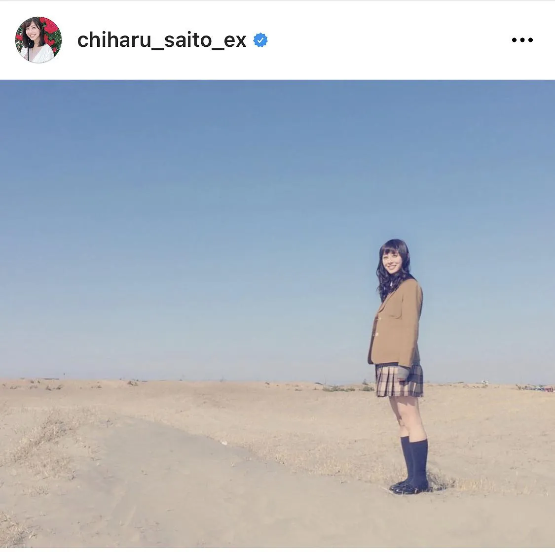  斎藤ちはるアナ、ミニスカ制服SHOT