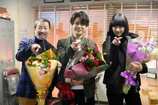 亀梨和也、シシド・カフカ、木村祐一が『レッドアイズ』クランクアップ「打ち上げあったら、亀ちゃんと青春アミーゴ歌ったのに」