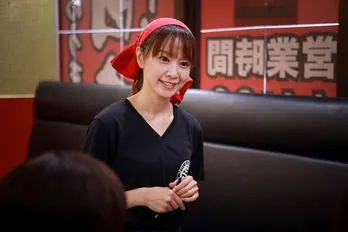 芸能界の激辛女王の鈴木亜美、ドラマ「ゲキカラドウ」最終回に“蒙古タンメン中本”の店員役として登場