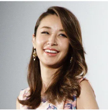 “ハダカの付き合い”鈴木紗理奈&熊田曜子、お風呂で赤裸々トークにファン「2人とも色気がすごい」