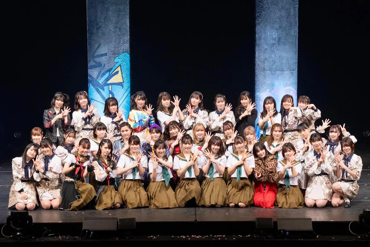 舞台「マジムリ学園 蕾-RAI-」にチーム8メンバーが集結