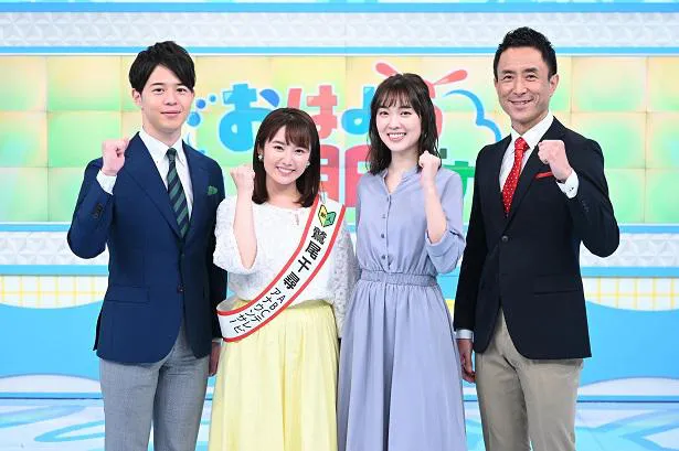 新MC陣4人による囲み取材の様子