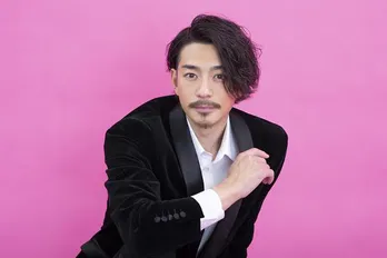 三浦翔平、初共演の松坂桃李に「コメディーの松坂さんがどんなふうになるのだろうと楽しみ」＜インタビュー＞