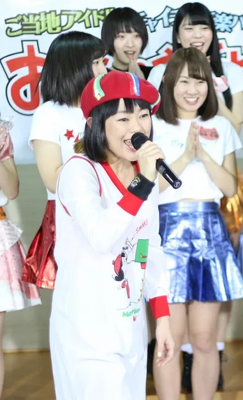 元Whiteberry・前田有嬉、アイドルたちの“昭和のガールズロック”を審査!