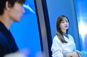 石原さとみ“海音”、綾野剛“倫太郎”の不器用で優しい素顔が少しずつ気になり始める!!<恋はDeepに>