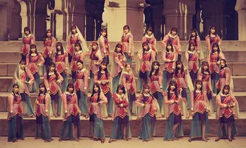 ラストアイドル、10thシングル「君は何キャラット?」全収録曲のトレーラー映像公開 霜降り明星のせいやも参加