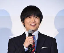 バカリズムが有名駄菓子にまつわるエピソードを披露「あれにGOサイン出したの僕なんですよ」