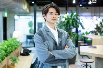 瀬戸康史が育休という“未知の旅”へ歩みだすコピーライターに！　WOWOWオリジナルドラマ「男コピーライター、育休をとる。」が放送決定