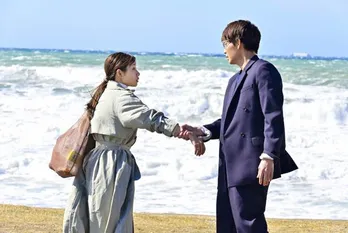 石原さとみ“海音”の口からパワーワードが飛び出す「私…人間じゃないの」<恋はDeepに>