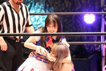 SKE48・荒井優希、プロレスデビュー戦は黒星 対戦相手・伊藤麻希からの評価は「100点満点中8点」