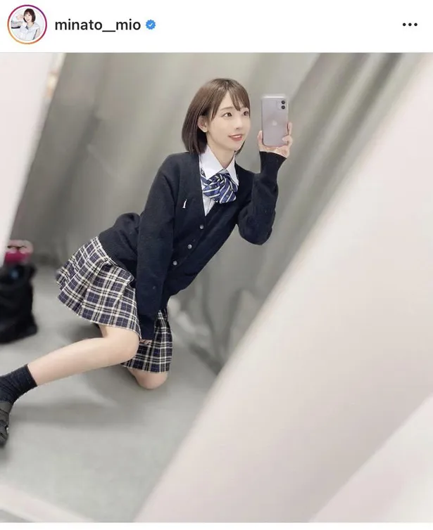 画像 ババババンビ 水湊みお 制服 すきでしょ 美脚のぞくミニスカ制服姿に反響 大好きです 2 12 Webザテレビジョン