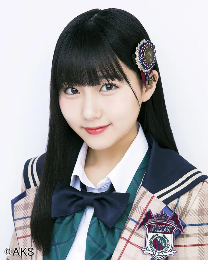 Hkt48田中美久 すっかり大人 なタイトニット姿にファン歓喜 森に迷い込んだお姫様 可愛さが神レベル Webザテレビジョン