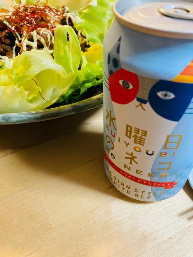 最近は少しお高いビール“水曜日のネコ”を晩酌で飲むというニッチェの江上敬子