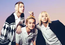 北村匠海×山田裕貴×吉沢亮、“エモい3ショット”新ビジュアル公開!映画「東京リベンジャーズ」