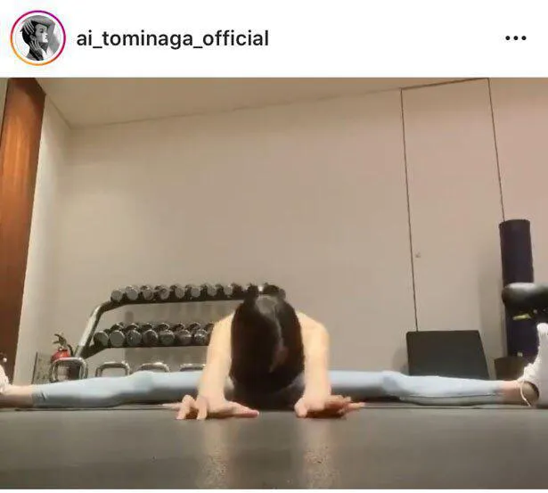 ※冨永愛公式Instagram(ai_tominaga_official)のスクリーンショット