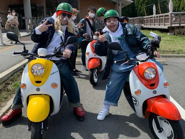 自動車/バイクスイカヘルメット　出川哲郎　充電させてもらえませんか？