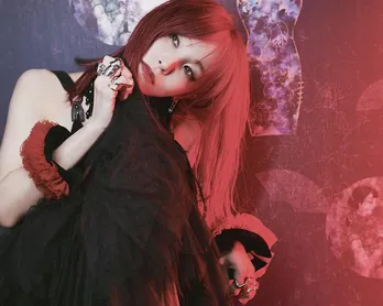 LiSA、10周年ミニアルバム『LADYBUG』発売特別番組「リリース直前『ソロデビュー10周年記念特番』」独占生放送決定