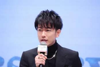 佐藤健、有村架純はミステリアス「もっと知りたいと思わせるような人」