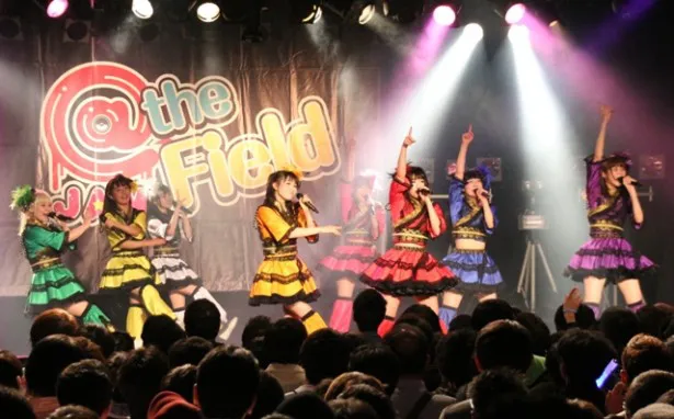 FES☆TIVEの新メンバー・ぴあのちゃん(白石ぴあの)、真野ちゃん(真野彩里愛)が3月11日に行われた「@JAM the Field vol.11」でステージデビューを飾った