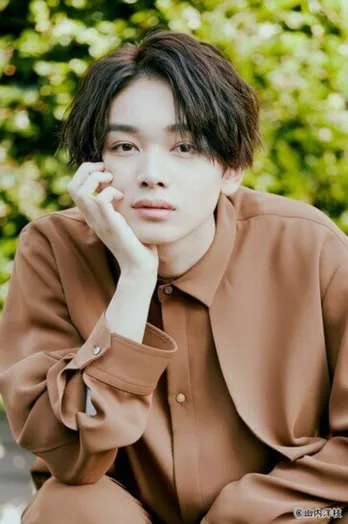 宮世琉弥＆中村倫也、『珈琲いかがでしょう』コンビのオフショットに反響「推しと推しが並んでる」「最終回さみしい！」