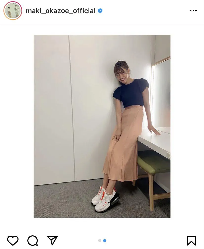 ※岡副麻希公式Instagram(maki_okazoe_official)のスクリーンショット