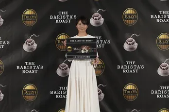 木村文乃、真っ白な上品ワンピースで登場!「時間を楽しめる大人ってこういうことなんだな」