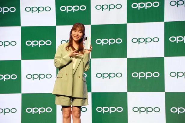 「OPPO 2021新製品・新CM発表会」より