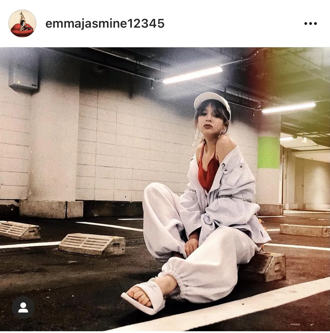 ※瑛茉ジャスミン公式Instagram(emmajasmine12345)のスクリーンショット