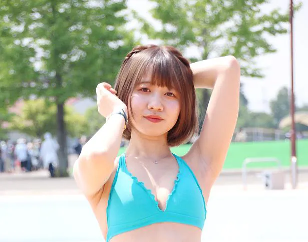 Fes Tive 南茉莉花 自身のチャームポイントは 背中にある大きめのほくろと くびれかなぁ Webザテレビジョン