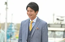 シャチ襲来の予感!横浜流星“駿”と向井理“祥吾”のバチバチに視聴者興奮「選べない!!」<着飾る恋>