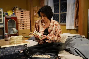 藤原竜也主演の映画「鳩の撃退法」新たな予告映像と場面写真解禁!